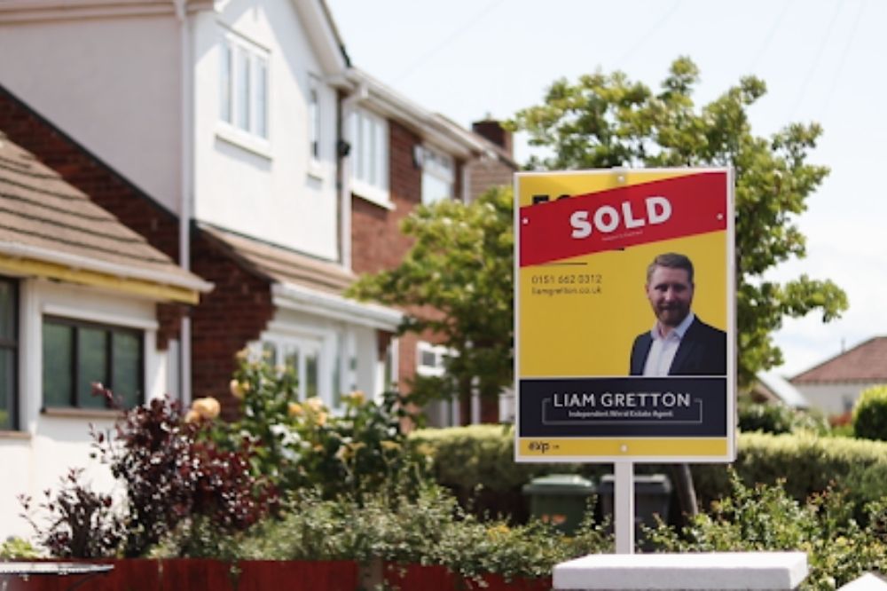 sold liam gretton auction property